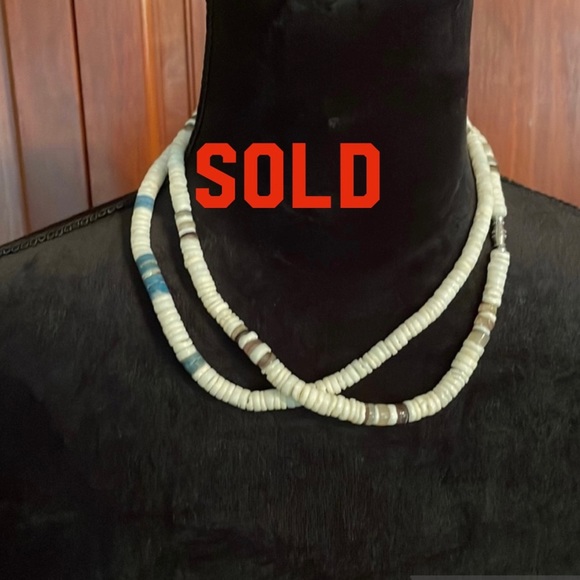 mexico Other - Bundle of two Kookashells necklaces from Mexico